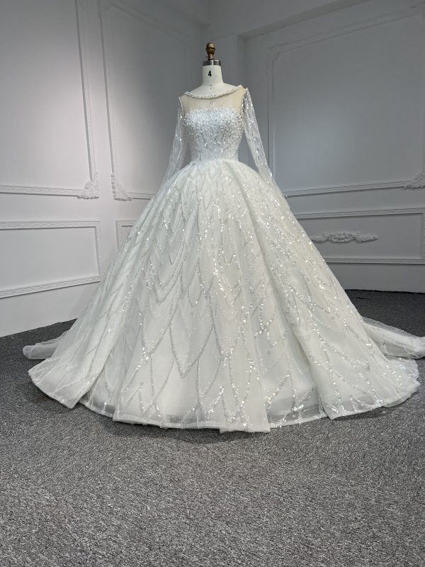 BYG-#Z301Long-sleeved hand-stitched pearl sequins large canopy long tail wedding dress