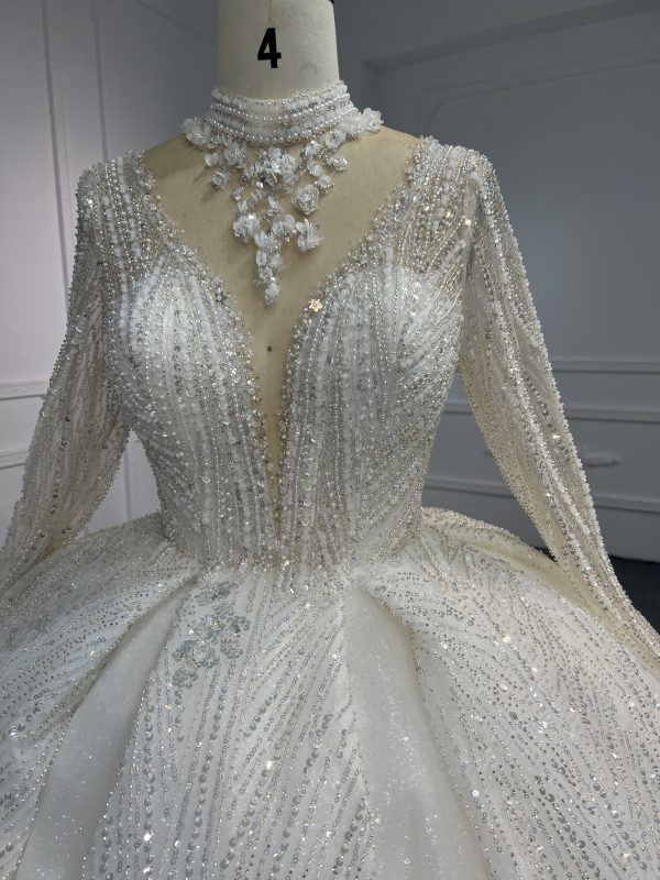 BYG-#LB19-Luxurious hand-beaded low-cut long-sleeve wedding dress - Image 2