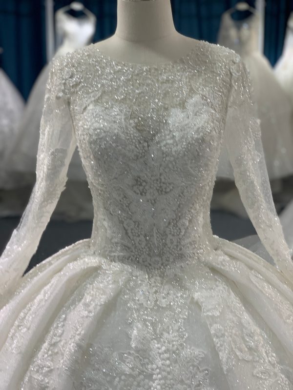 29773# 2021 Beading Lace Wedding Gown With 60 cm tail