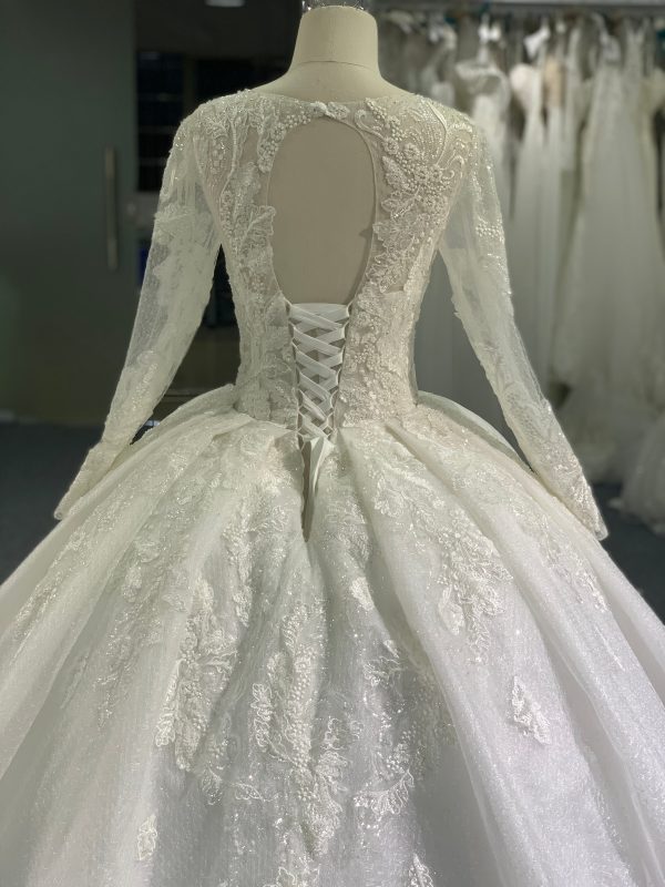 29773# 2021 Beading Lace Wedding Gown With 60 cm tail - Image 3