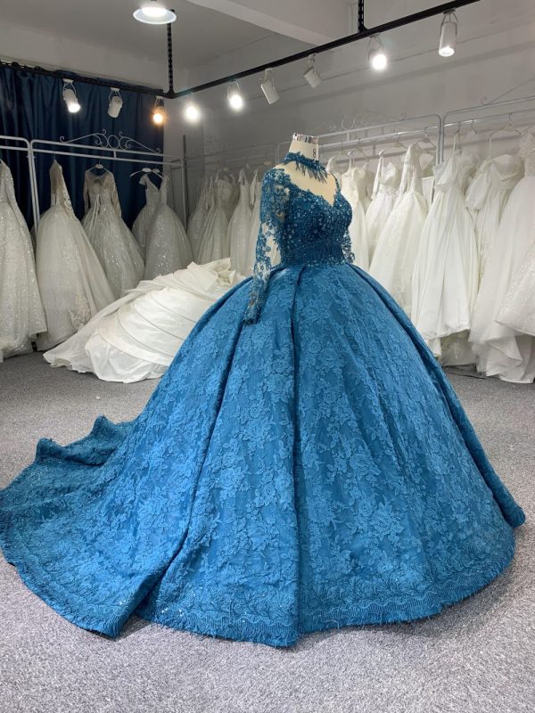 B208 #Large Trailing Tail Of Blue Lace Embroidery Long Sleeve Wedding Grown Dress - Image 5