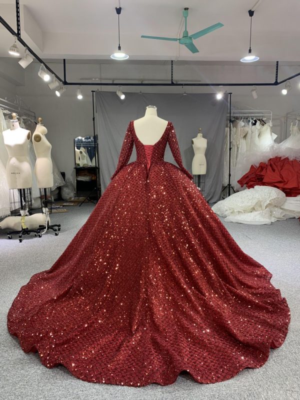 B205# Red Netting With Large Trailing Tail And Shining Lace Long Sleeves - Image 6