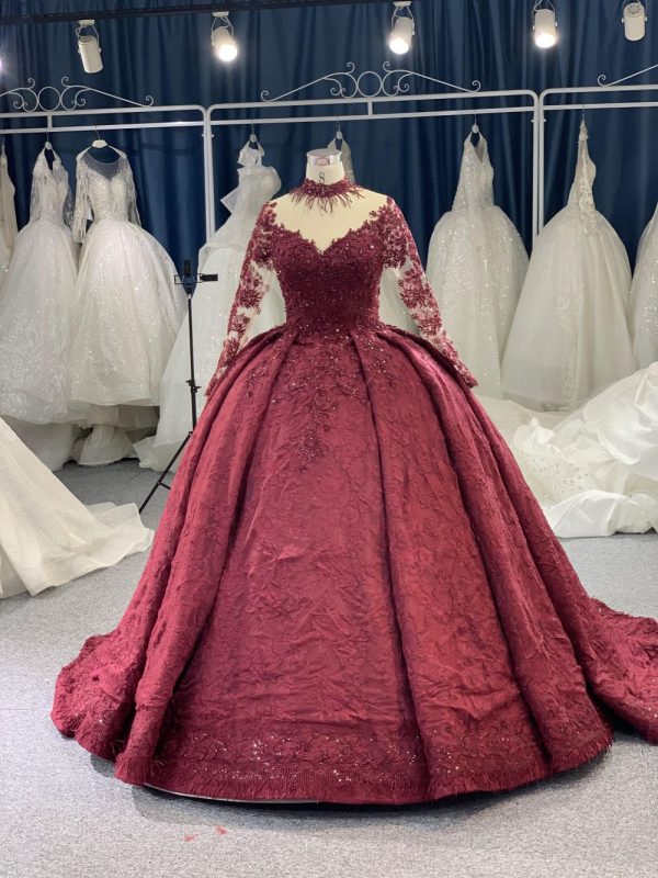 B208 #Large Trailing Tail Of Maroon Lace Embroidery Long Sleeve Wedding Grown Dresss