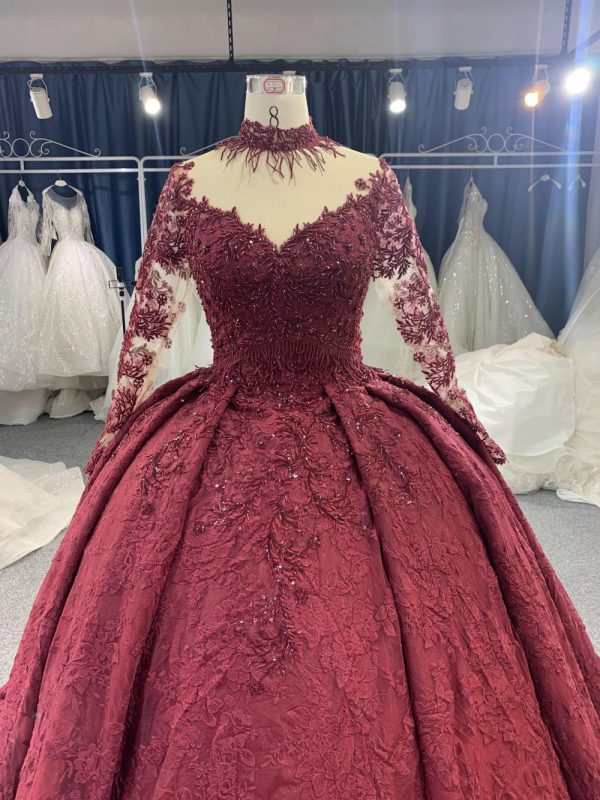 B208 #Large Trailing Tail Of Maroon Lace Embroidery Long Sleeve Wedding Grown Dresss - Image 2