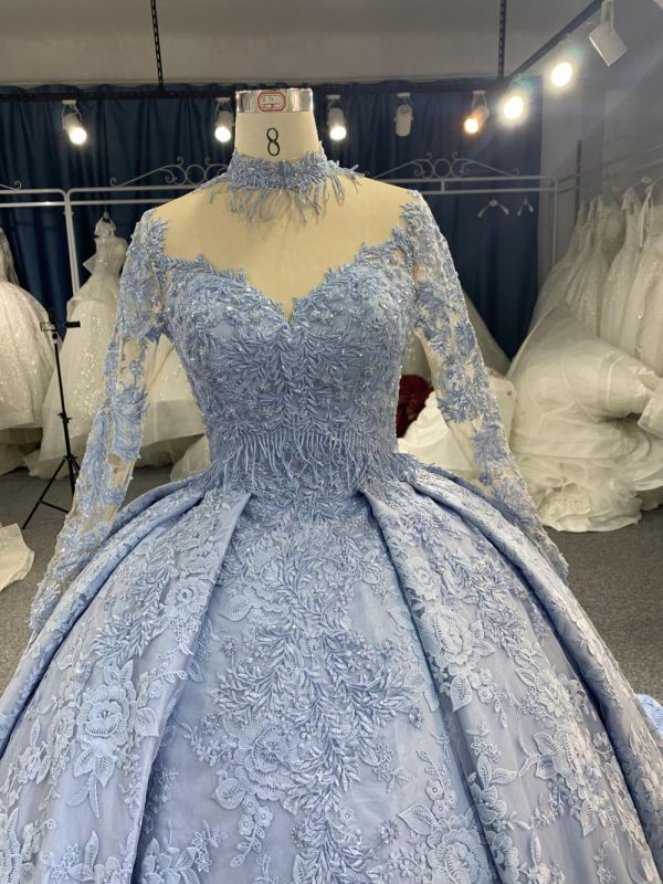B208 #Large Trailing Tail Of Sky Blue Lace Embroidery Long Sleeve Wedding Grown Dresss