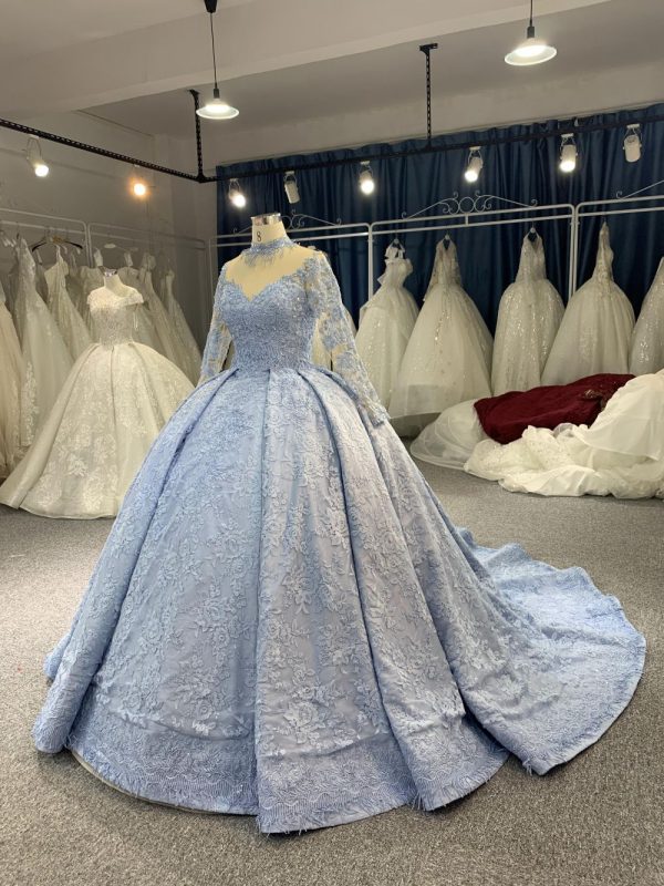 B208 #Large Trailing Tail Of Sky Blue Lace Embroidery Long Sleeve Wedding Grown Dresss - Image 4