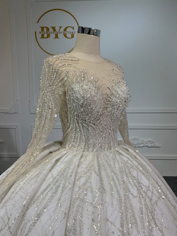 Z044- BYG luxury pearl beading ball gown with heavy lace - Image 2