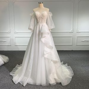 Z006-Organza Sweetheart Neckline Wedding Dress With Long Tail & Removable Sleeve