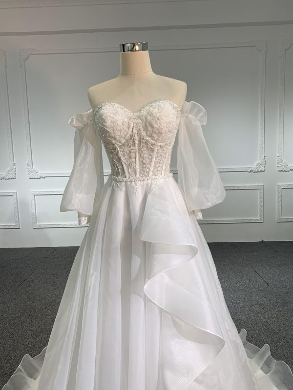 Z006-Organza Sweetheart Neckline Wedding Dress With Long Tail & Removable Sleeve - Image 4