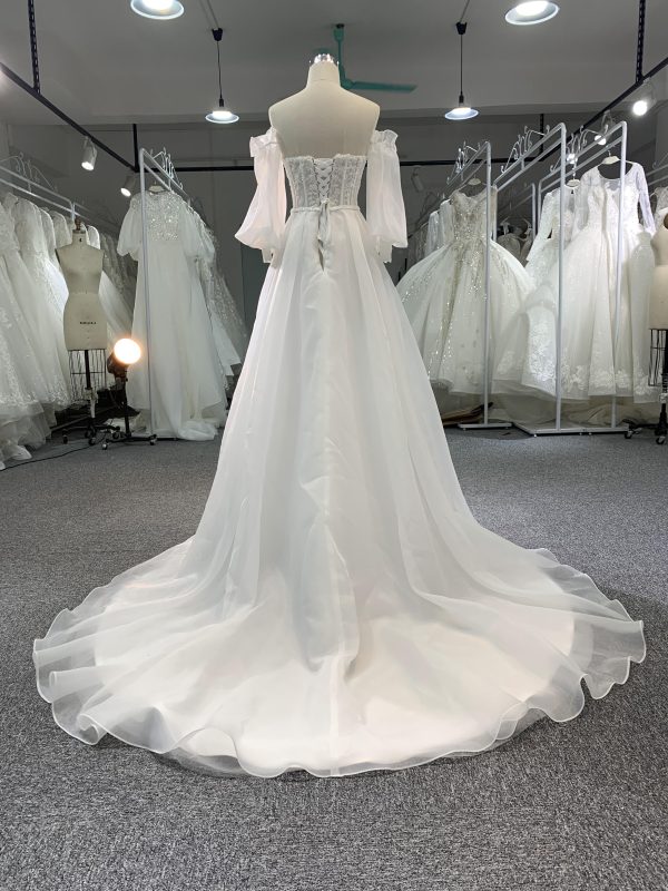 Z006-Organza Sweetheart Neckline Wedding Dress With Long Tail & Removable Sleeve - Image 3