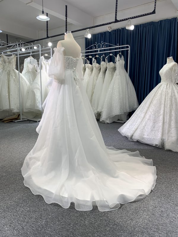 Z006-Organza Sweetheart Neckline Wedding Dress With Long Tail & Removable Sleeve - Image 5