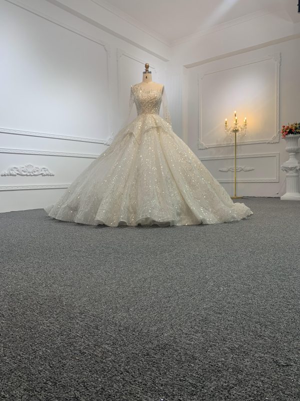 Z009-Long Sleeve Luxurious Sparkle Wedding Gown With Removable Decorative Piece