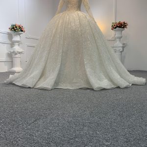 Z015- Ivory Long Sleeves Beading Wedding Ball Gown With Long Tail