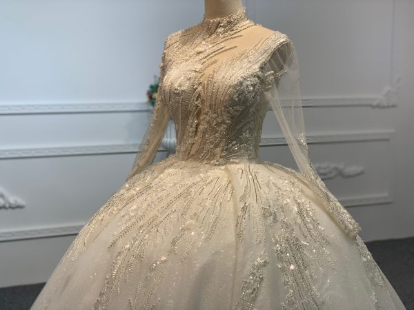 Z030-BYG SUPER LUXURIOUS BALL GOWN WITH HEAVY BEEDING LACE - Image 4