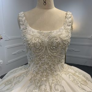 B232- BYG Luxury Beading Lace Thick lining Ball Gown