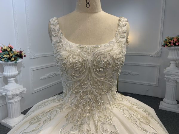 B232- BYG Luxury Beading Lace Thick lining Ball Gown