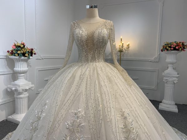 Z039-BYG OWN DESIGN WITH SPEICAL NECKLINE AND LUXURIOUS BEADING LACE BALL GOWN - Image 5
