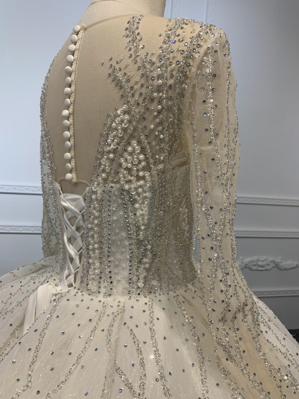 Z039-BYG OWN DESIGN WITH SPEICAL NECKLINE AND LUXURIOUS BEADING LACE BALL GOWN - Image 3