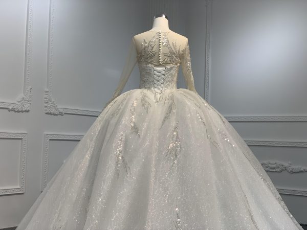 Z049- BYG long sleeves luxury beadings lace ball gown in ivory color - Image 4