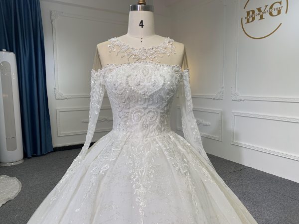 Z048- BYG Ivory Vintage Off-Shoulder Long Sleeves Beading Lace Ball Gown - Image 3