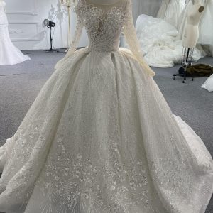 Z061-BYG Gorgeous Stereo Pearl Chain Luxury Long Sleeves Ball gown