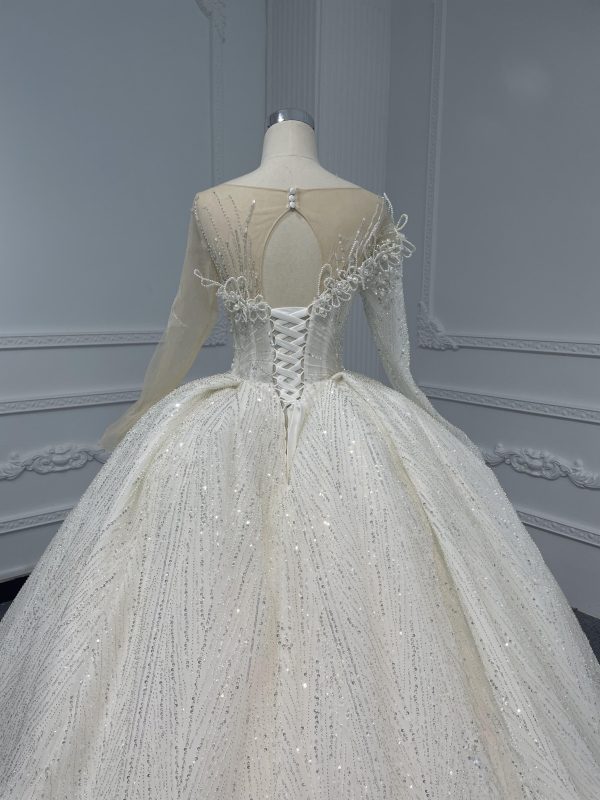 Z061-BYG Gorgeous Stereo Pearl Chain Luxury Long Sleeves Ball gown - Image 4
