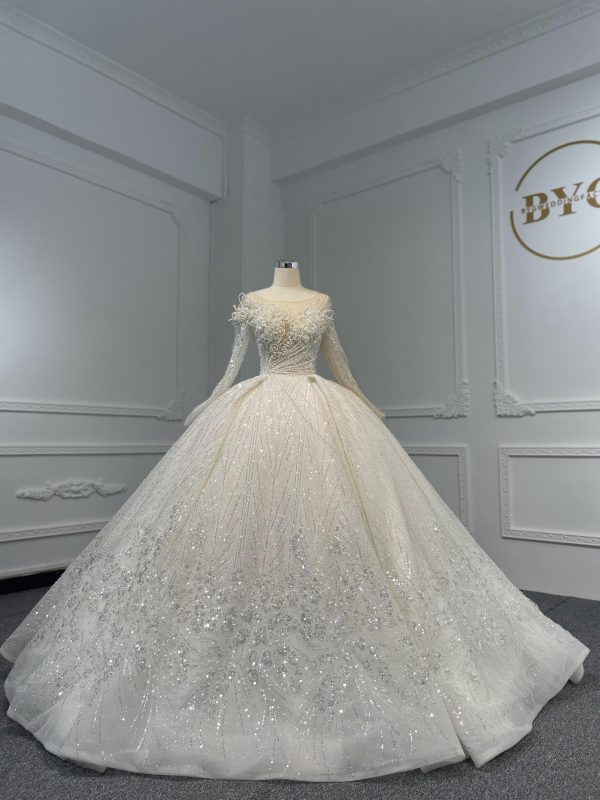 Z061-BYG Gorgeous Stereo Pearl Chain Luxury Long Sleeves Ball gown - Image 2