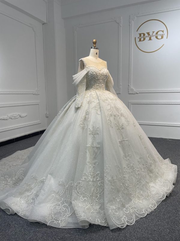 Z058- BYG Sweetheart Neckline Heavy Beading Lace Handcarfted Ball Gown With Detachable Off-shoulder Design - Image 3