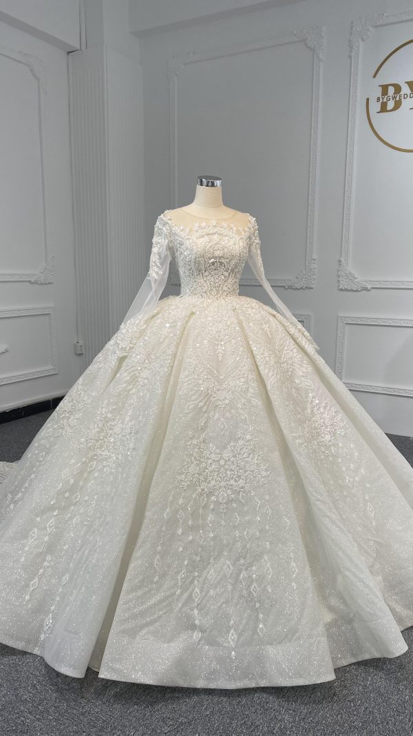 Z064- BYG Vintage Heavy Beading Lace Ivory Long Sleeve Wedding Ball Gown - Image 2