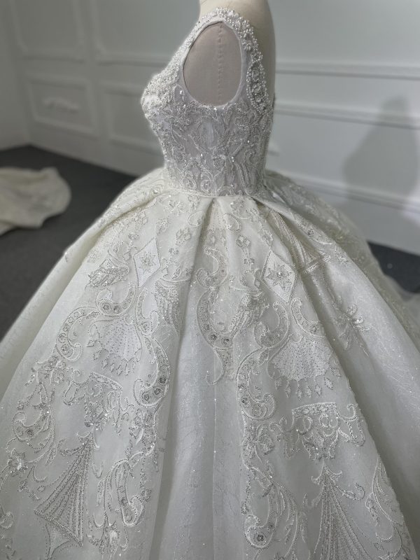 Z060- BYG ivory thick beading lace sweetheart neckline With gorgeous Shawl - Image 5