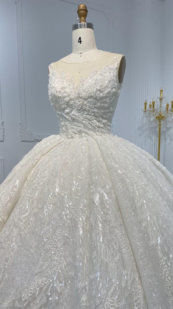 Z056- BYG 3D handmade beading details eyecaughting neckline luxury ball gown - Image 4