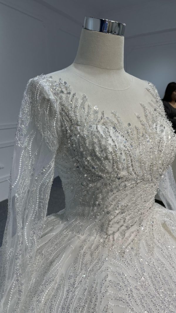 PD002- BYG SWEETHEART NECKLINE BALL GOWN WITH LONG SLEEVES - Image 2
