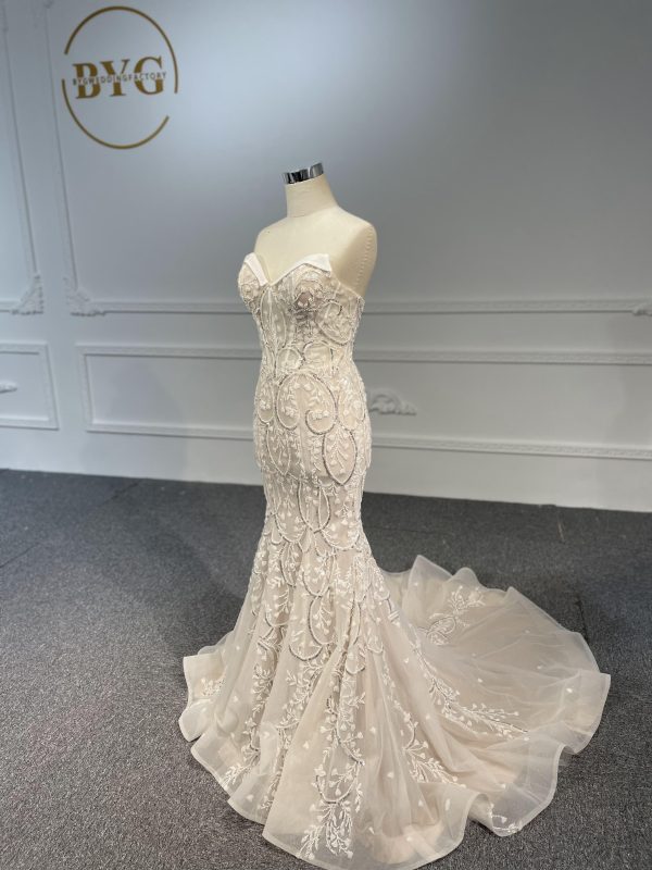 LB08- Vintage nude color satin neckline mermaid dress - Image 5