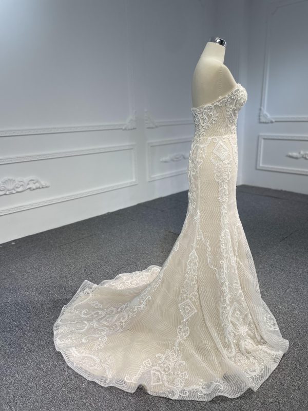 LB03- Sweetheart neckline nude color beading lace mermaid dress with detachable train