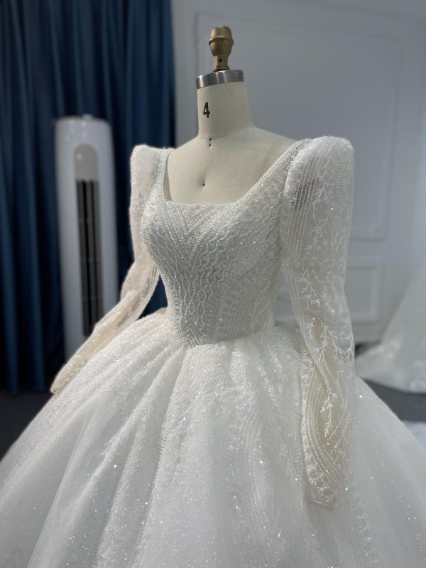LB23 PUFFY LONG SLEEVES BALLGOWN WITH SQUARE NECK - Image 6