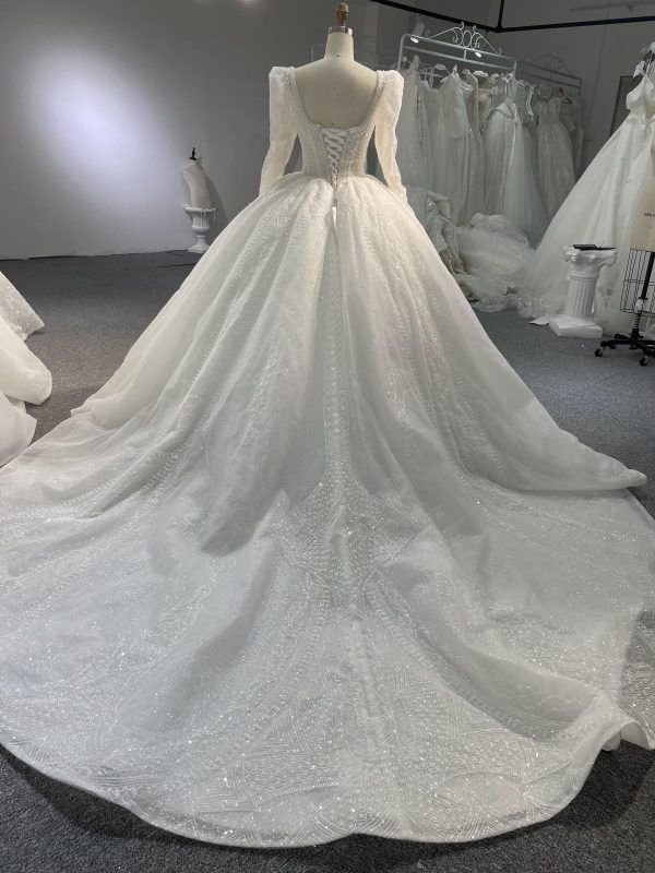 LB23 PUFFY LONG SLEEVES BALLGOWN WITH SQUARE NECK - Image 3