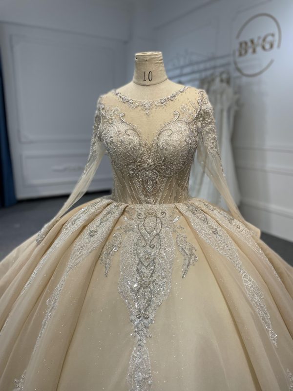 BYG #29785 fashion design strack-up layers long sleeves ballgown - Image 3