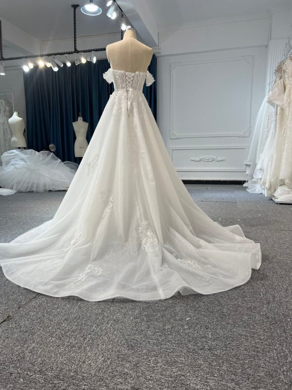 BYG#Y2302 HOT SALING LACE BEADING WEDDING DRESS - Image 4