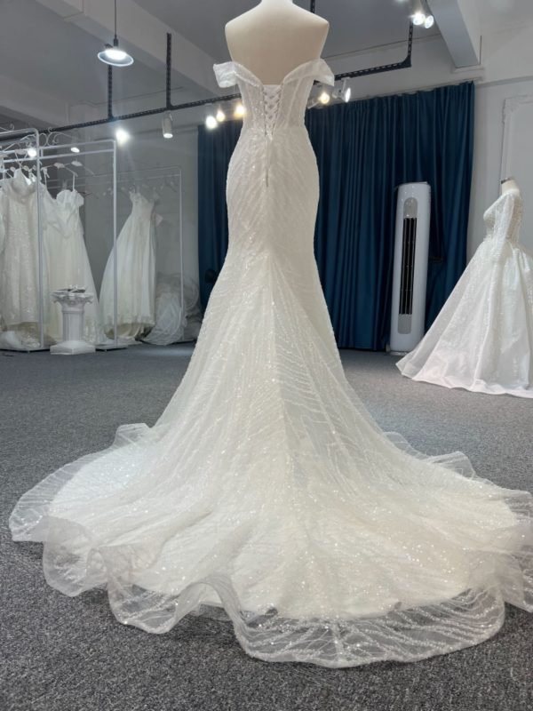 BYG#AH605 OFF THE SHOULDER LACE SWEETHEART MERMAID WEDDING DRESS - Image 5
