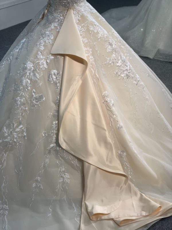 PD005- BYG CHAMPAGNE LUXURY BALL GOWN WEDDING DRESS - Image 6