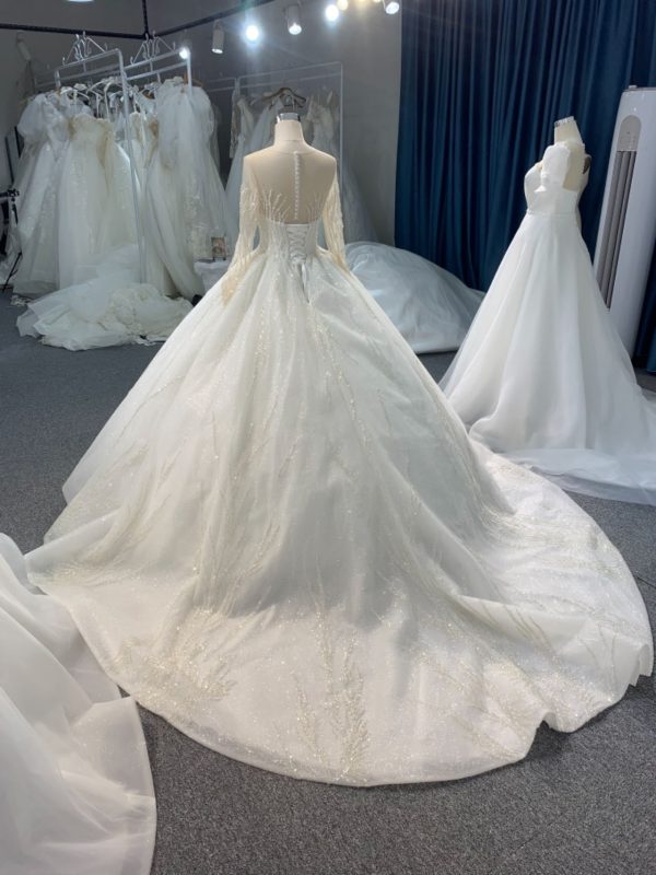 PD008- BYG SWEETHEART NECKLINE BALL GOWN WITH LONG SLEEVES - Image 4
