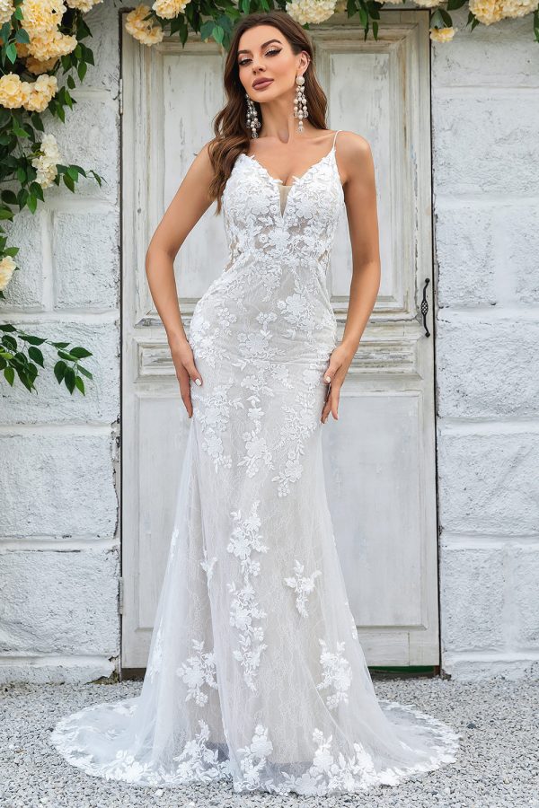BYG-14 High-end lace, deep V, spaghetti straps,A-Line wedding dress
