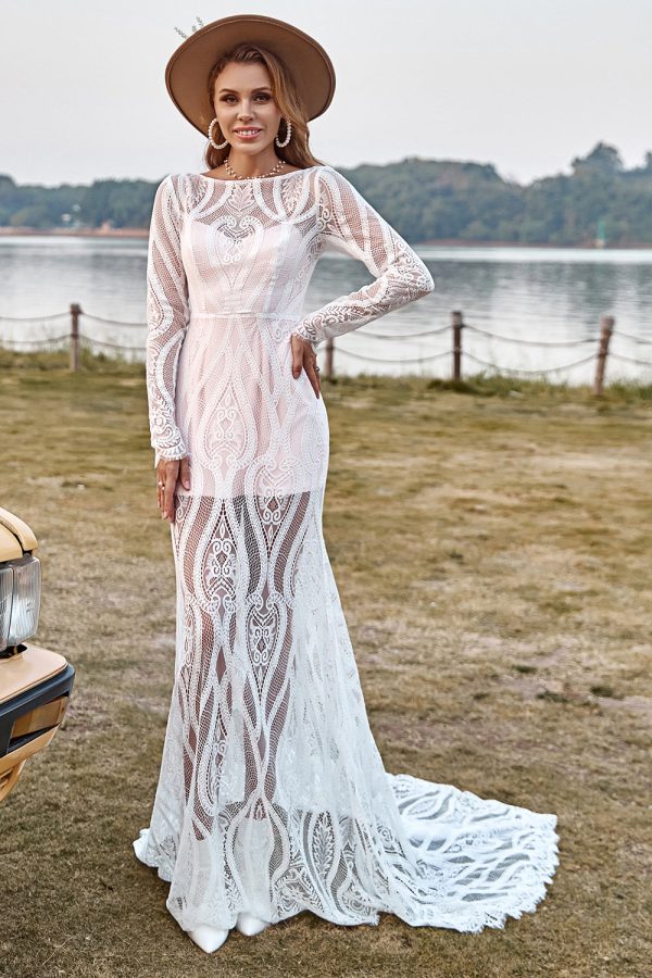 BYG-16 Long sleeves, crew neck, lace wedding dress