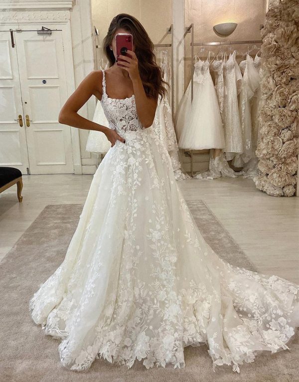 BYG-21 Suspender , high-end lace appliqué A-line wedding dress
