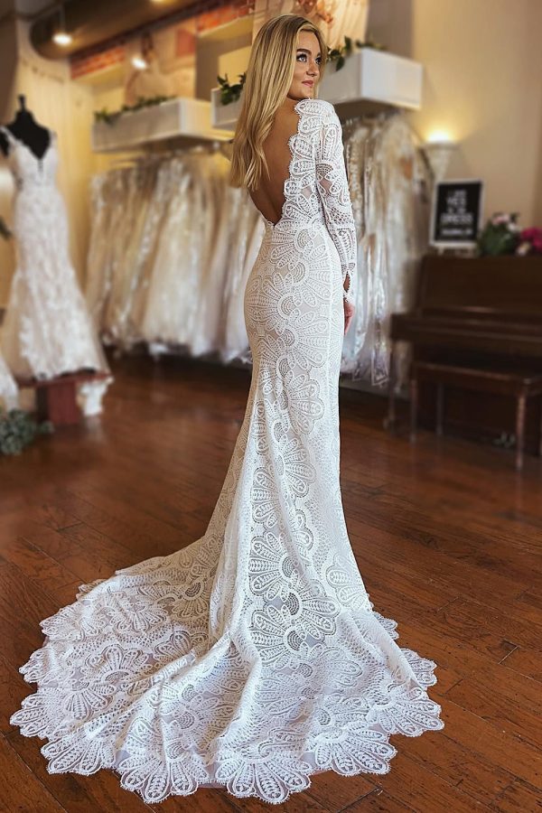 BYG-34 High-end lace appliqués, deep V neckline, lower skirt slit, wedding dress - Image 2