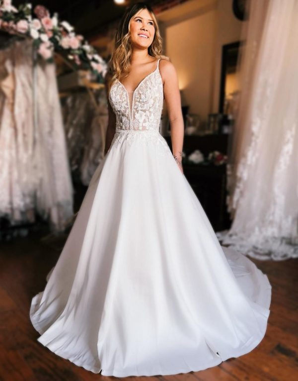 BYG-35 Deep V neckline, high-end lace appliqués, A-line wedding dress