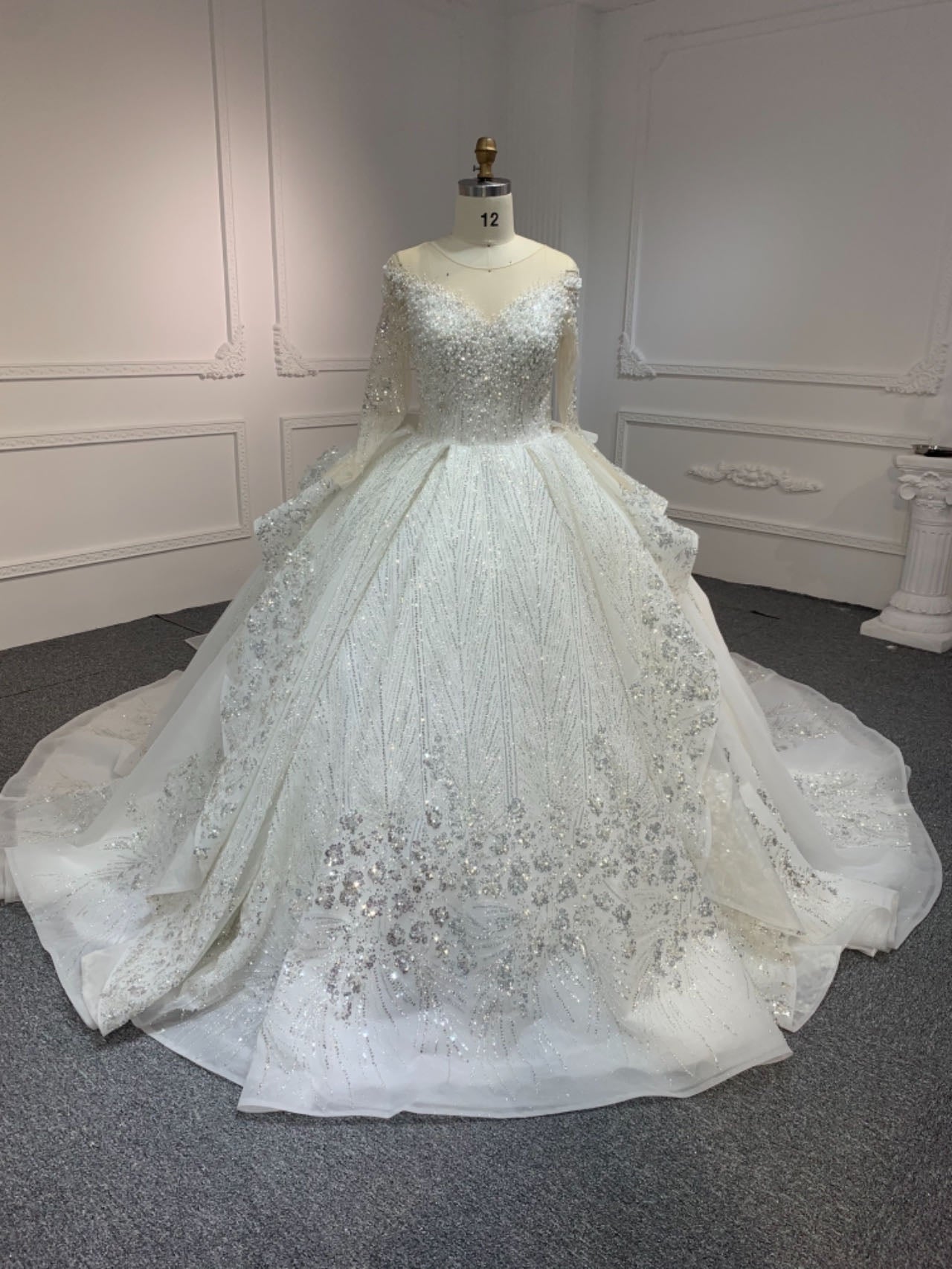 BYG23-39 Long sleeves with bow and luxurious beading Ball gown wedding dress