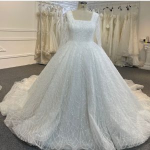 BYG24-22 SQUARE NECK SEQUIN GRID LACE WEDDING DRESS WITH BACK STRAP