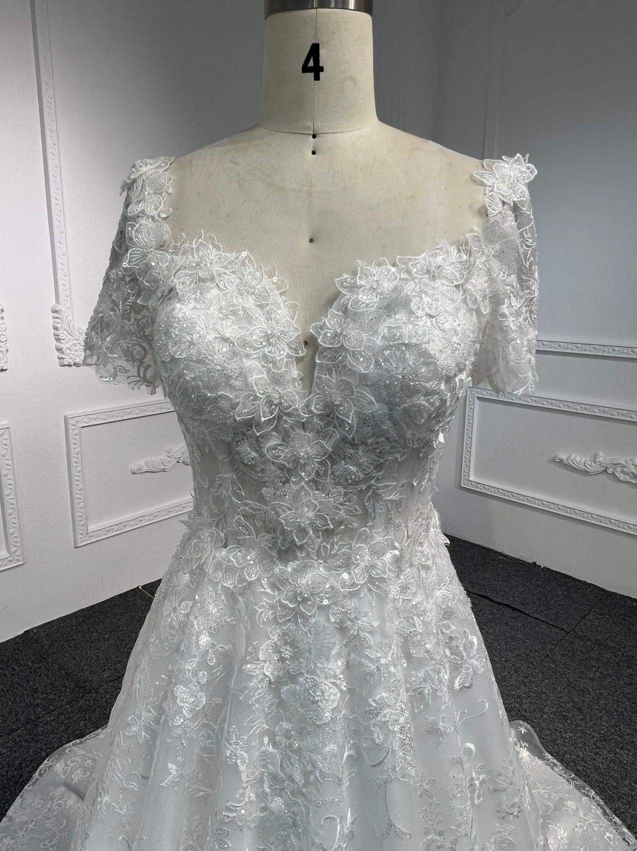 BYG#Y2325 Short-sleeved 3D lace flowers, luxurious beading, A-line - Image 4