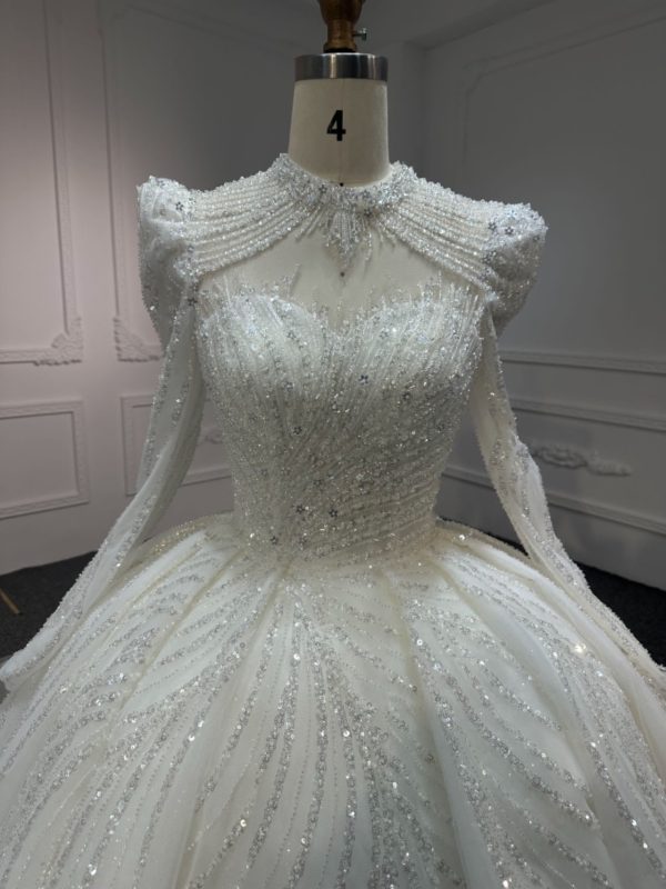 BYG#Z317-2 FULL LACE IVORY LONG SLEEVES WEDDING GOWN WITH 100CM TAIL - Image 4